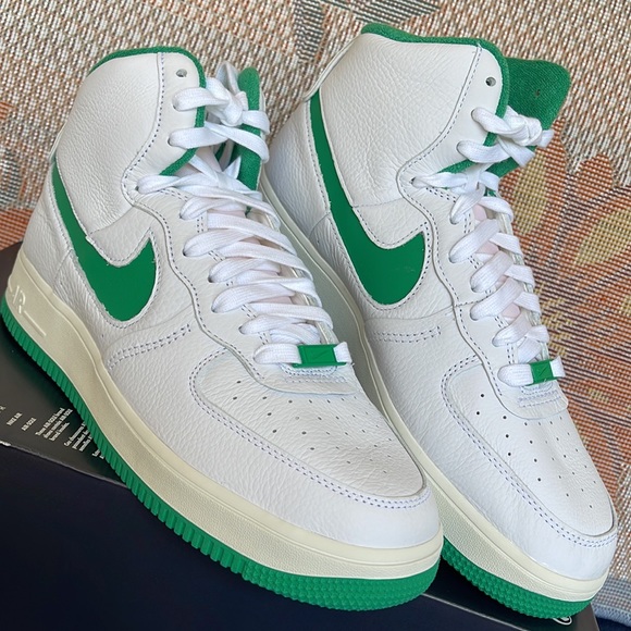 Nike Air Force 1 Sculpt

Men’s Shoes
White/Sail/Stadium Green
DQ5007-100 - Picture 9 of 16